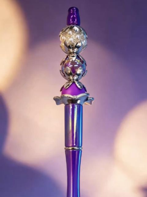 💜 Crea plumas únicas a tu estilo ✨ Cuentas + plumas base … — video de TikTok